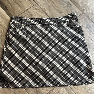 Black and White Skirt for Pickleball, Golf or tennis